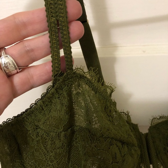 Auden Bra Olive Green Unpadded Underwire - Picture 3 of 5